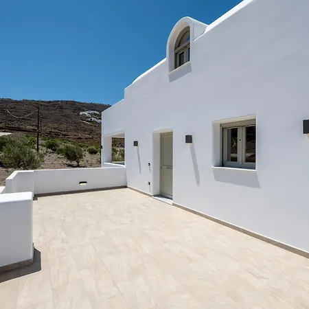 Sunny East House Апартаменты