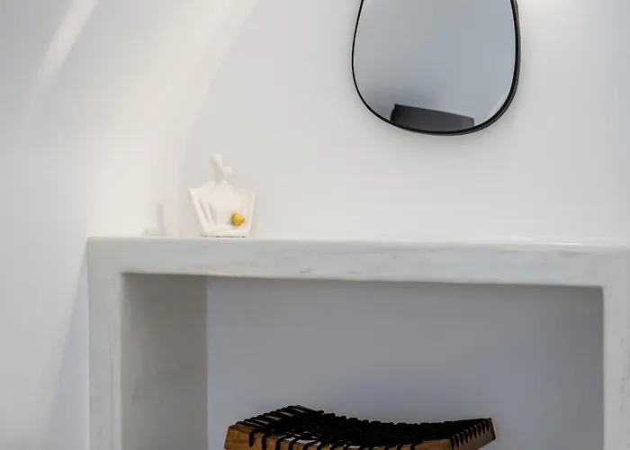 Апартаменты Sunny East House *