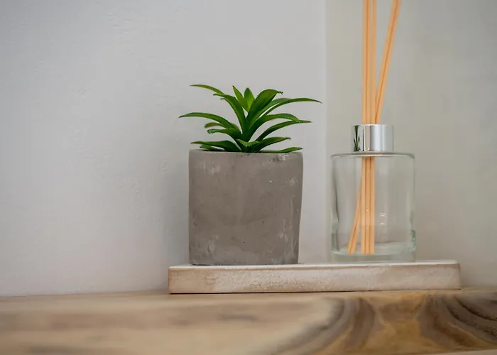 Sunny East House Апартаменты *