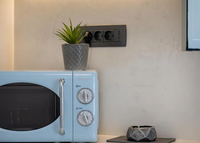 Sunny East House * Имеровигли