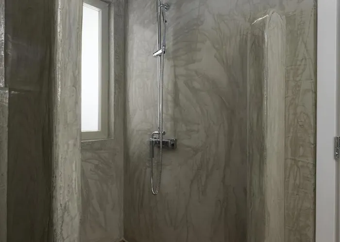 Апартаменты Sunny East House