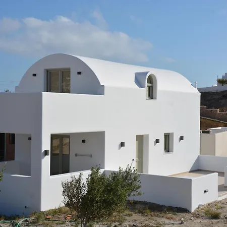 Sunny East House דירה